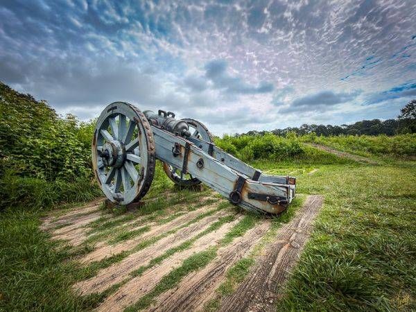 Canon on the battlefield at Yorktown