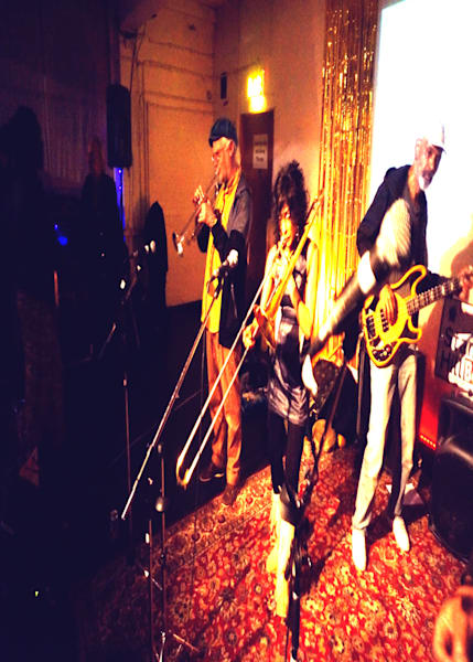 Stratford Hill Billis 5 Art | Skamagnet