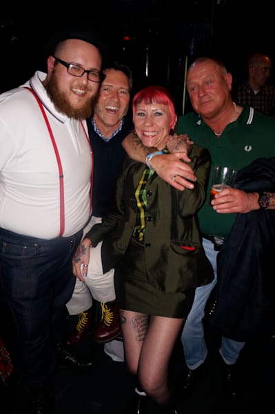 Skin Friends Art | Skamagnet