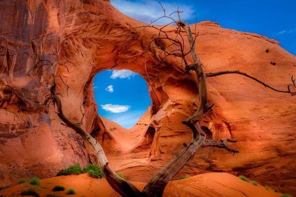 Ear of the Wind in Monument Valley
