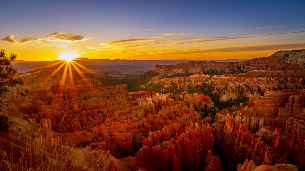 Bryce Canyon Sunrise — Quiet Fire Along The Rim Of Ancient Stone Photography Art | Harry Beugelink Photography