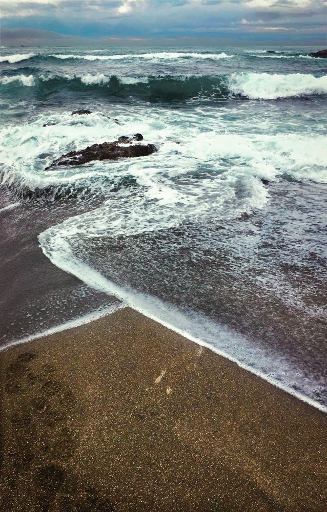 Seafoam Line Art | Patrick Cosgrove Art and Photography