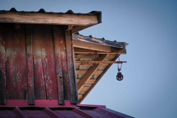 Pulley, Land Based Lc Art | Patrick Cosgrove Art and Photography