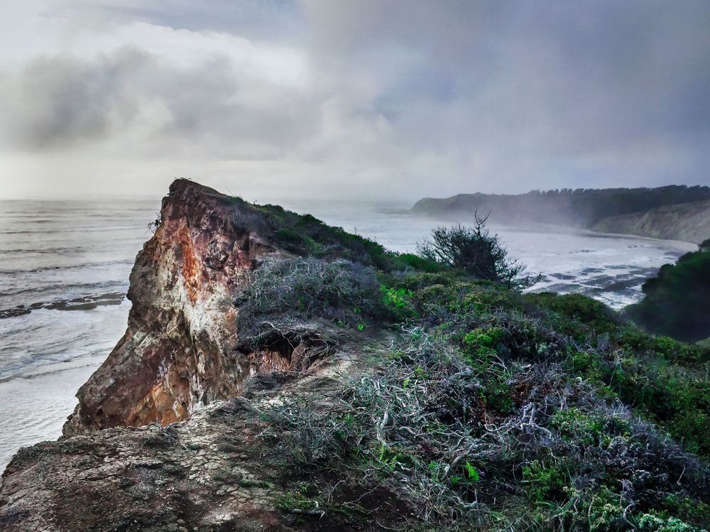 Pointed Bluff Art | Patrick Cosgrove Art and Photography