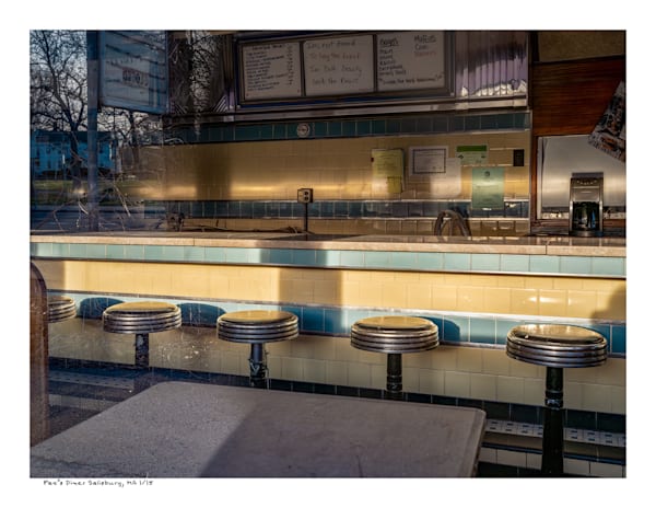 Pat's Diner Salisbury, Ma | Steve Genatossio Photo