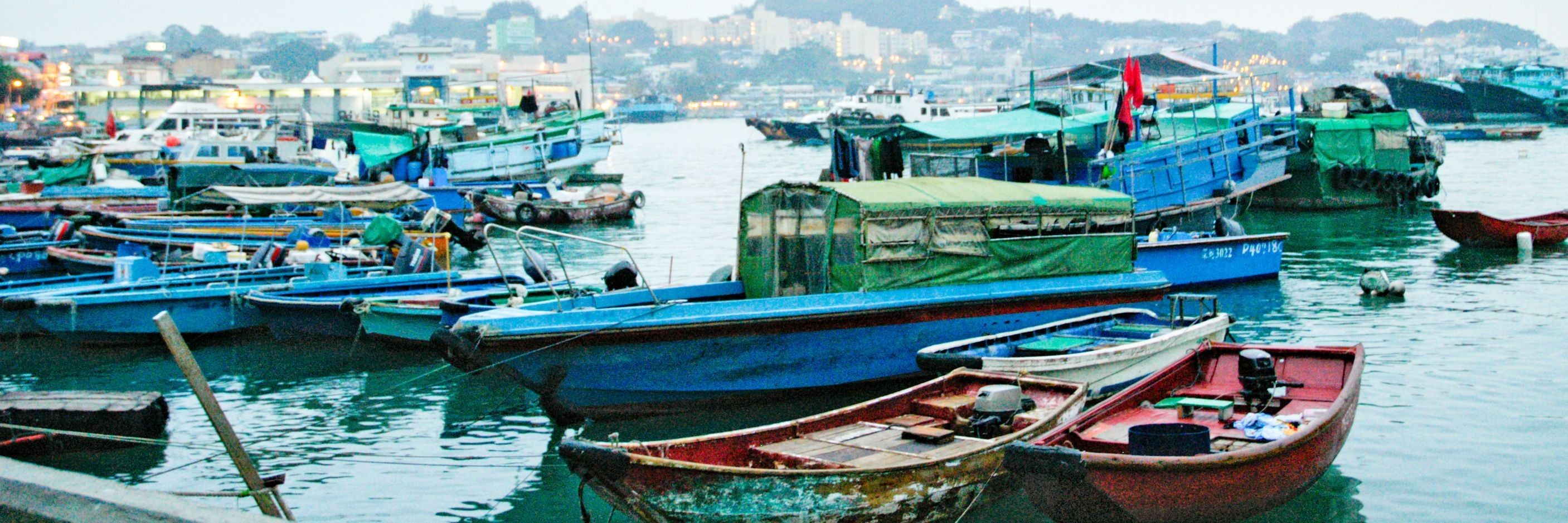 
        <div class='title'>
          1
        </div>
       