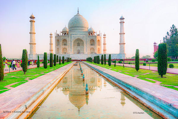 Taj Mahal – Sunset Reflection