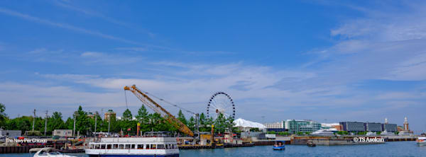 Chicago Navy Pier — Centennial Wheel on the Lakefront