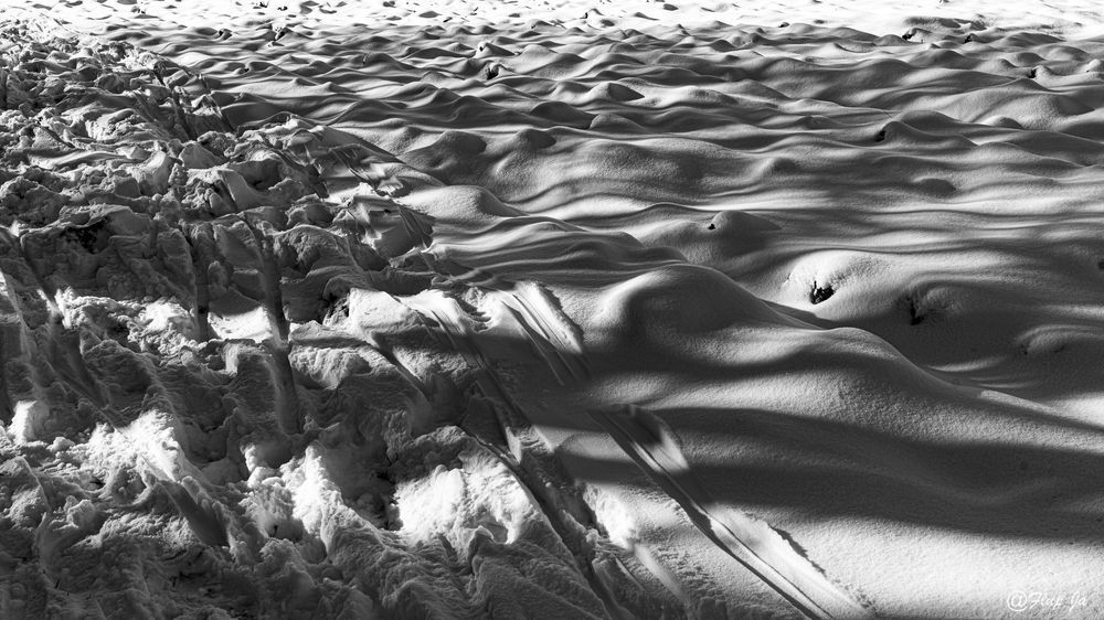 Snowy Waves Photography Art | Flup Ja