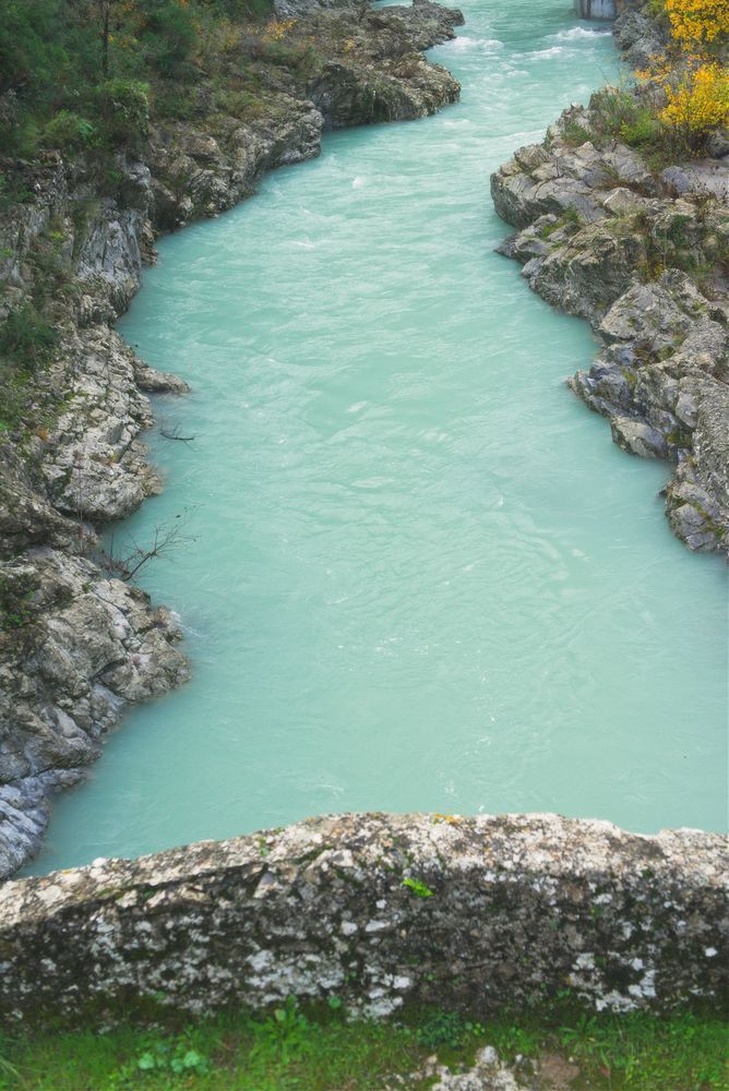 Tourquise Stream Photography Art | W.V.L. Photograph