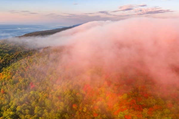 Fog Over Oberg Mountain, Lake Superior Aaq178 Art | Blacklock Gallery