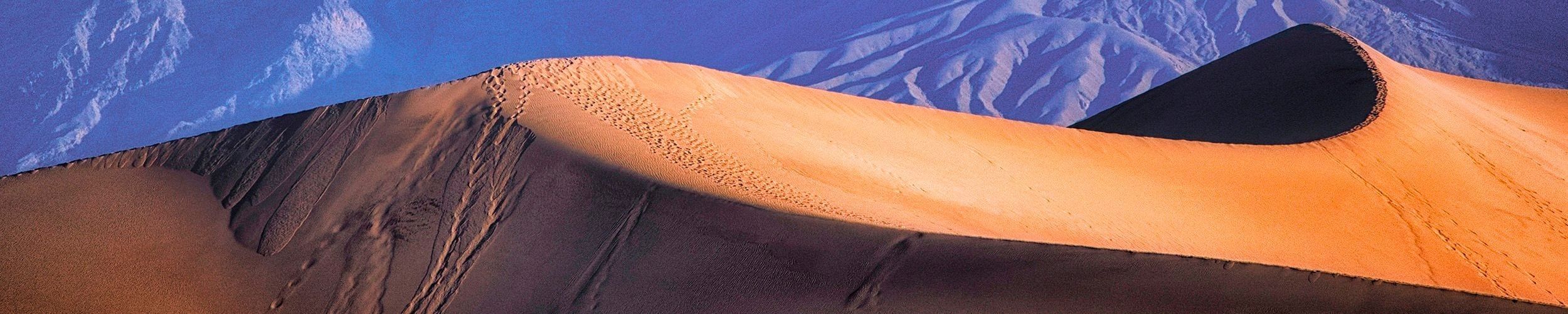 
        <div class='title'>
          Death Valley Dunes
        </div>
       