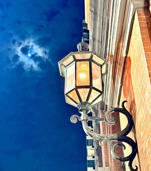 Cityscapes & Urban Scenes