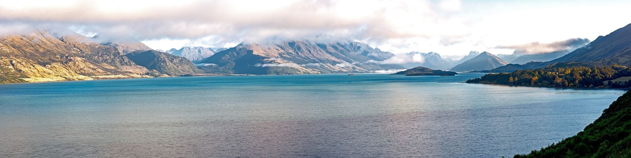 
        <div class='title'>
          Gl
        </div>
       