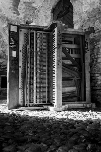 Black & White Classics