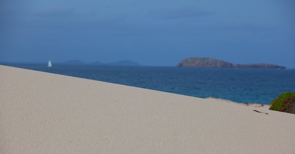Dunes, Sail and Ocean cliffs