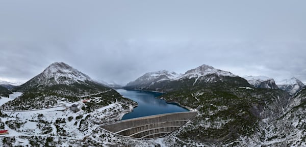 Lake Lago Cancano in Winter Dam side view