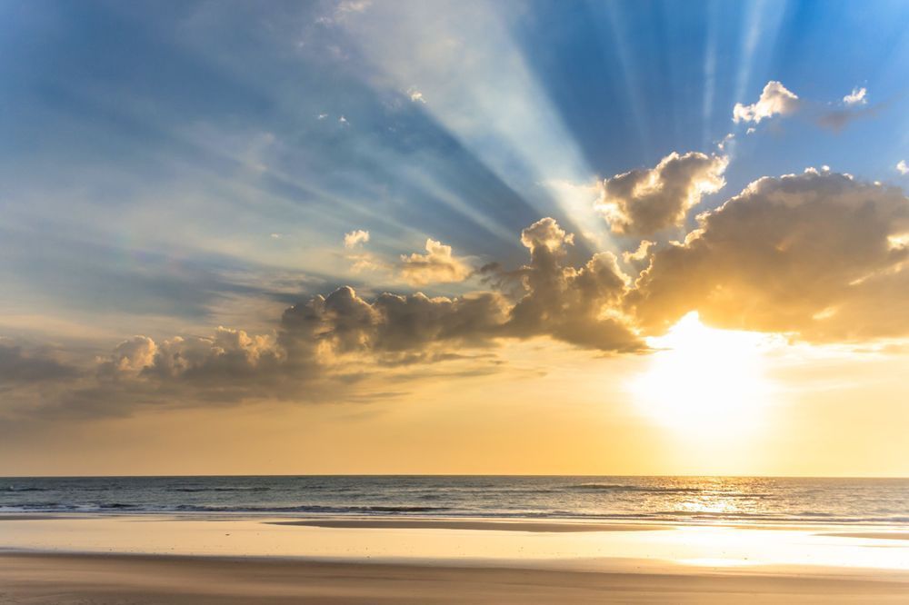 When the Sky Opens - Mediterranean sky with dynamic clouds and sunlight