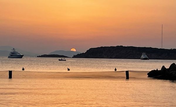 Ocean Sunrise and Sunsets