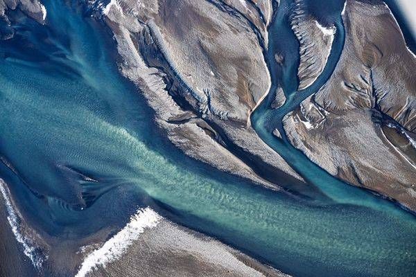 Iceland’s Turquoise Vein (2) Photography Art | PBR IMAGES