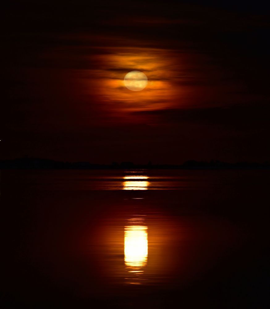 Moon Shine Photography Art | Set2Rize Images