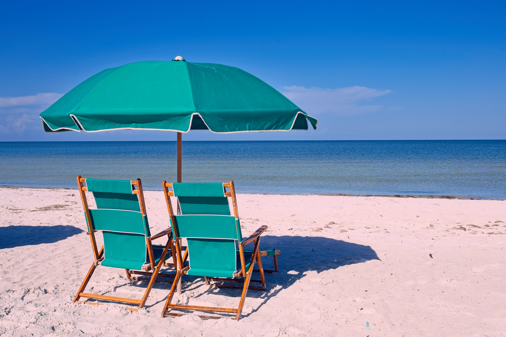 Art Deco Beach Vibes