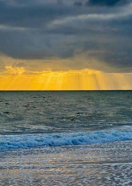 Sun Rays Breaking Photography Art | Goodwin Creative Designs