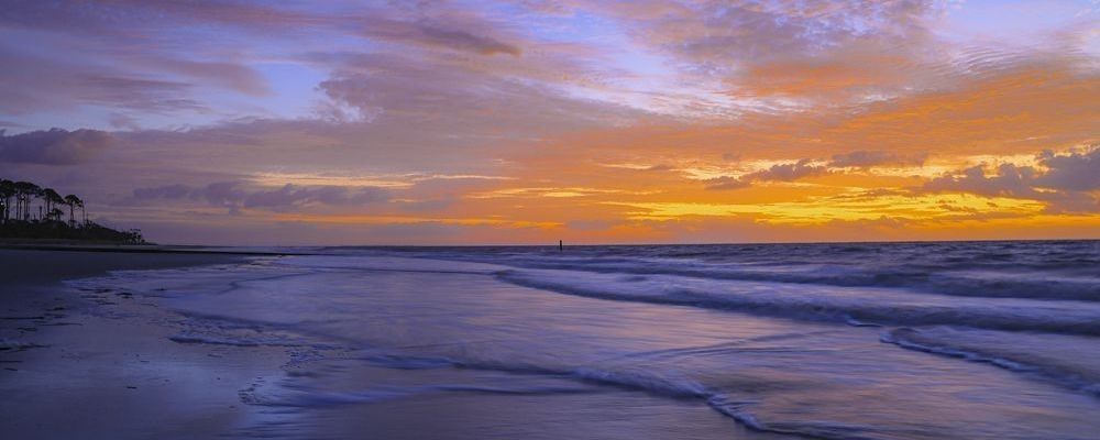 
        <div class='title'>
          Sunrise At Hunting Island
        </div>
       
        <div class='description'>
          
        </div>
      