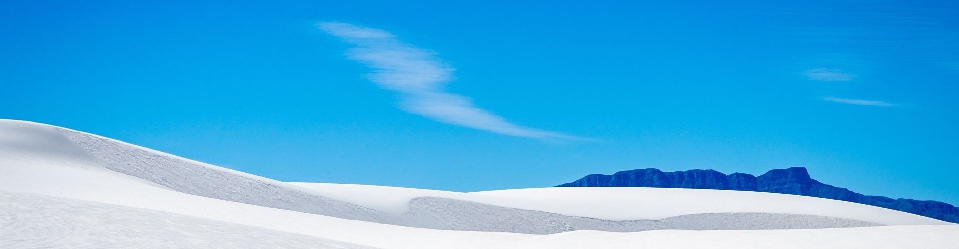 
        <div class='title'>
          White Sands copy
        </div>
       