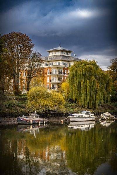 Thames View