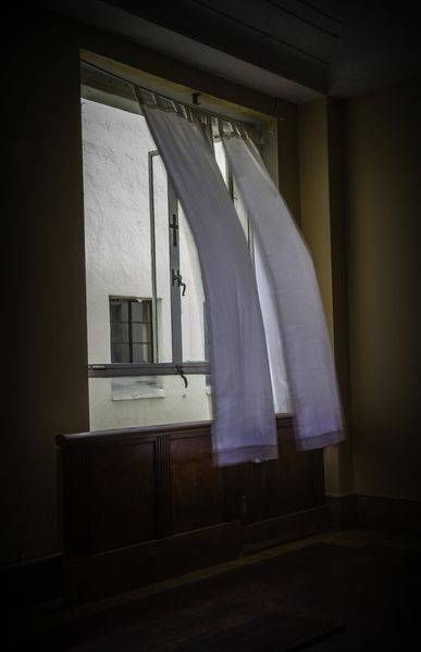 Ghostly Breeze