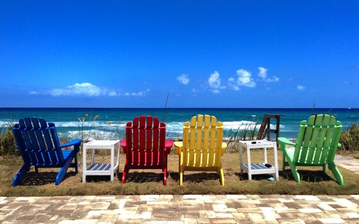 
        <div class='title'>
          Boynton Beach Chairs
        </div>
       