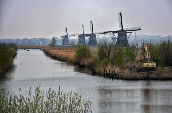 Lighthouses and Windmills
