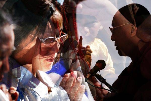 Praying with the 14th Dalai Lama