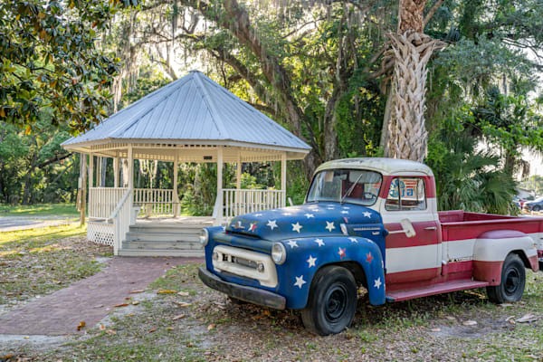 Crystal River Main Street 4 24 2024 6295 Photography Art | kramkranphoto