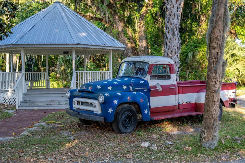 Crystal River Main Street 4 24 2024 5604 Photography Art | kramkranphoto