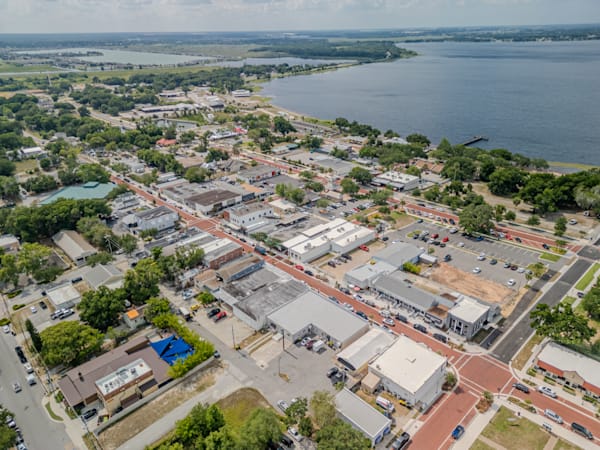 Clermont Main Street 5 28 2024  2 3 Photography Art | kramkranphoto