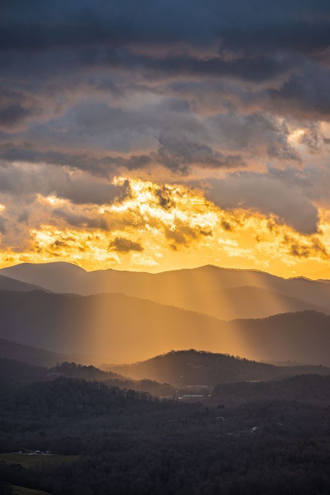 Mountainous Horizon Photography Art | kramkranphoto