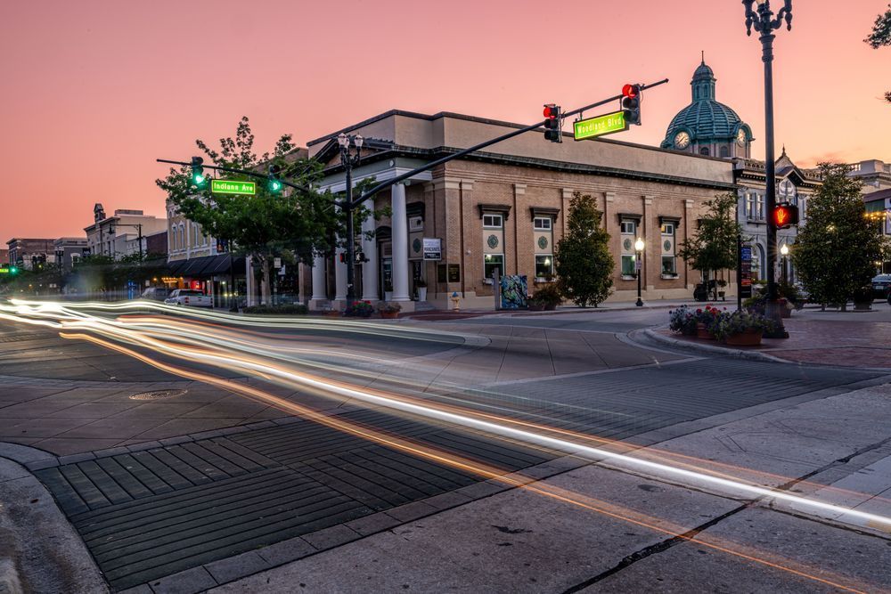 De Land Main Street 4 20 2024 3808 Photography Art | kramkranphoto