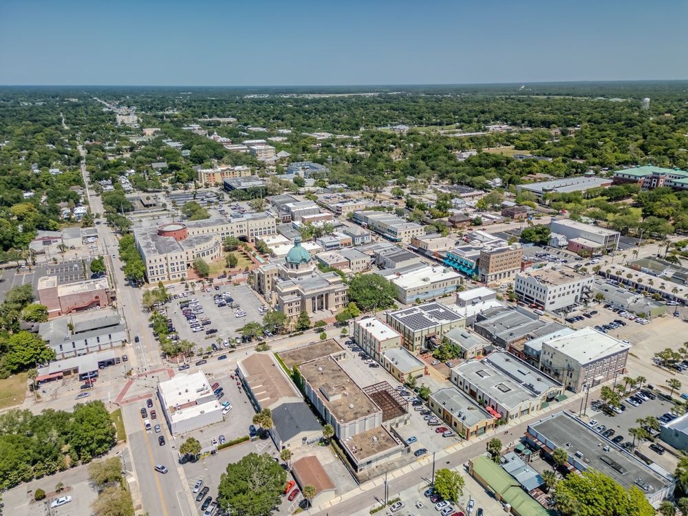 De Land Main Street 4 20 2024  16 Photography Art | kramkranphoto