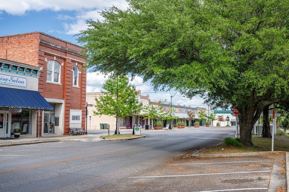De Funiak Springs Main Street 4 28 2024 7434 Photography Art | kramkranphoto