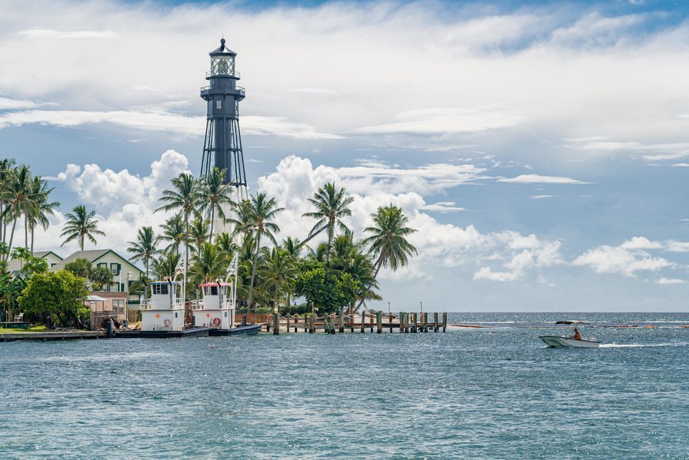 Hillsboro Inlet Lighthouse Photography Art | kramkranphoto