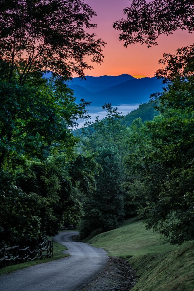 Mountain Sunrise Photography Art | kramkranphoto