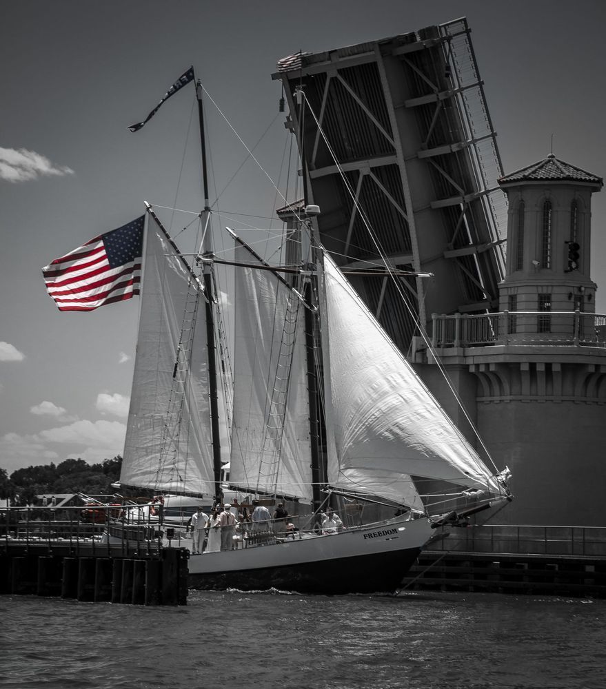 Let Freedom Pass Photography Art | kramkranphoto