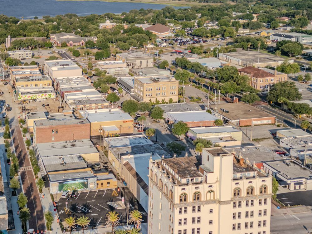 Lake Wales Main Street 5 28 2024  5 4 Photography Art | kramkranphoto