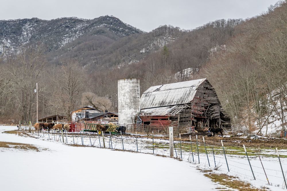 Mountain Barns In The Winter Photography Art | kramkranphoto