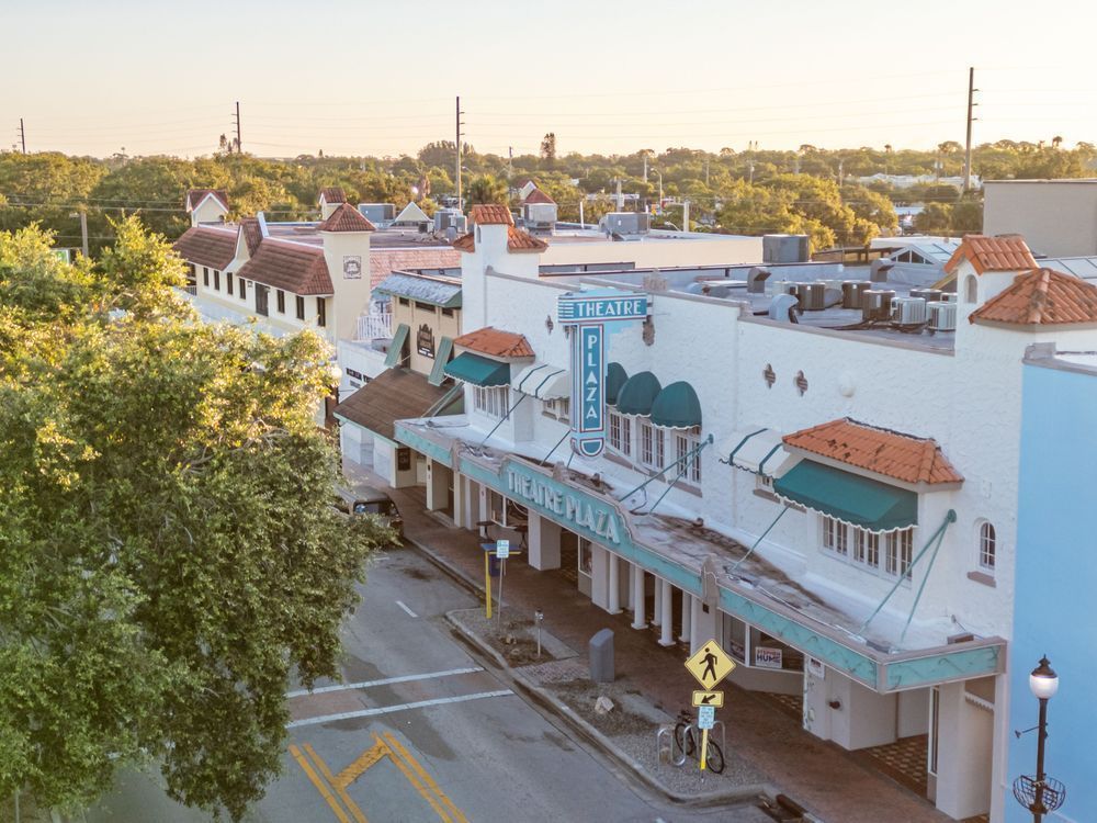 Vero Beach Main Street 5 23 2024  3 Photography Art | kramkranphoto