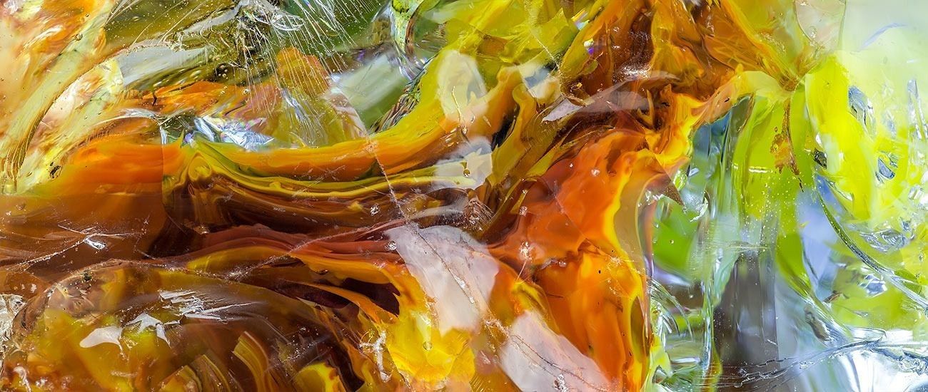 
        <div class='title'>
          dang fine art slide1
        </div>
       