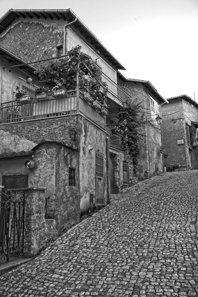 Castello Caetani Photography Art | On The Wall Photo
