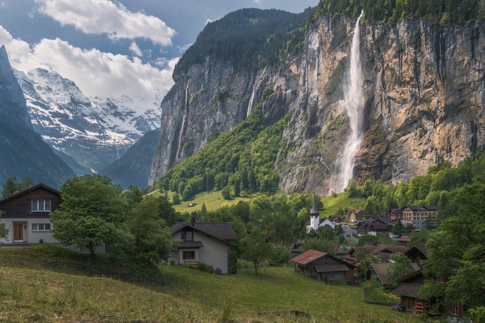 Staubbach Falls-Lauterbrunnen Splendor